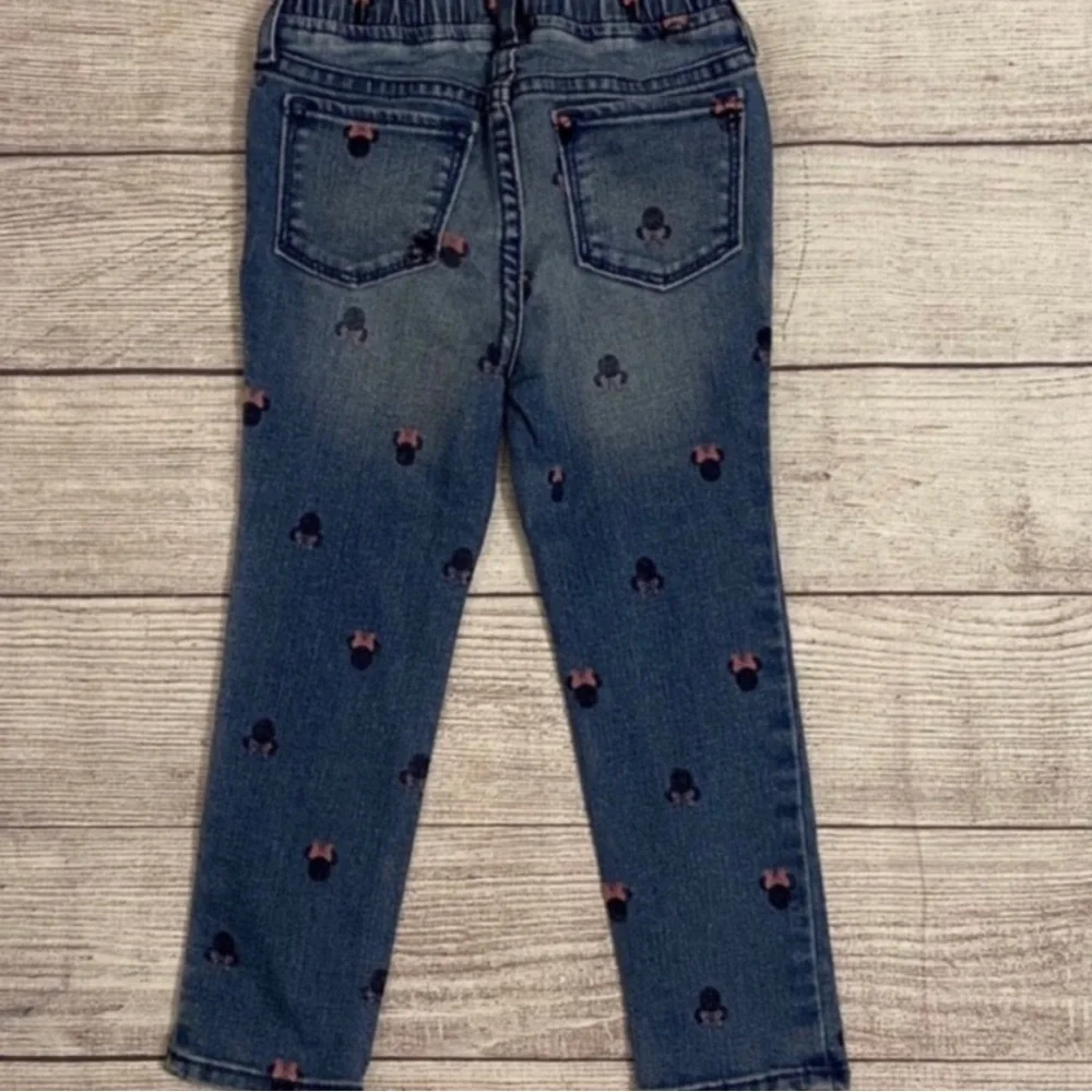 GAP disney light